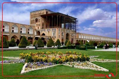 میدان  زیبای نقش جهان   اصفهان از بناهای  دوران صفویه