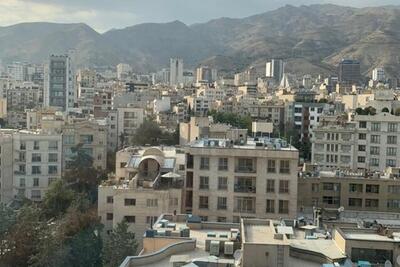 یک کارشناس اقتصاد مسکن: بازار‌های طلا و ارز به دلیل نقدشوندگی فعلا رونق دارند و مسکن در رکود به سر می‌برد / در هیچ دوره‌ای شرایط سیاسی و اقتصادی کشور مثل امروز گرگ و میش نبوده است که ندانیم صبح است یا شب
