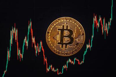 چرا بیت‌کوین و بورس آمریکا سقوط کردند؟