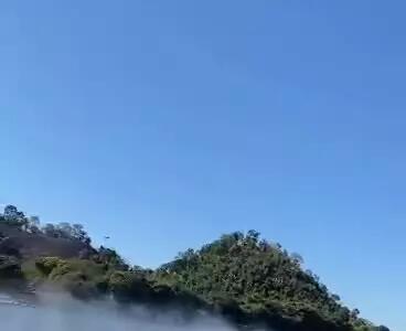 حرکت عجیب موتور روی آب