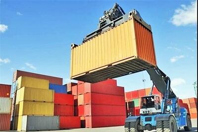 نادری: صادرات کالا از گمرکات قزوین۱۰ درصد رشد داشته است