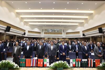 طبیب زاده: مرکز مبادلات اقتصادی و فرماندهی صادرات کرمان تشکیل می شود