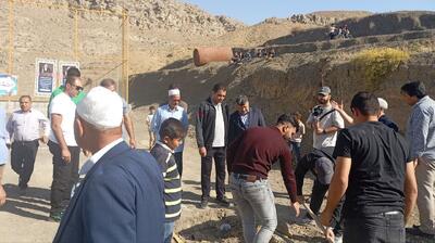 تقوی مرحله دوم طرح «والیبال برای همه ایران» را در رازوجرگلان اجرا کرد