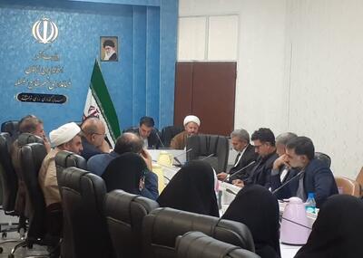 دیدار جامعه قرآنی سلسله با فرماندار؛ تأکید بر توسعه فعالیت‌های فرهنگی