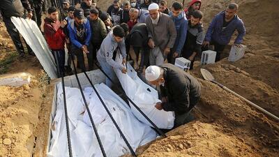 کشف پیکر ده‌ها شهید در سومین روز از آتش‌بس غزه