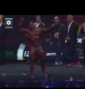 لحظه بهت و حیرت هادی چوپان در مسترالمپیا  +فیلم
