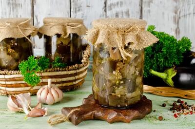 طرز تهیه ترشی بادمجان ، 5 خاصیت عجیب