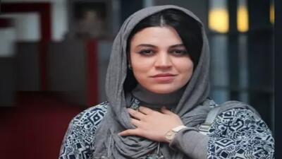 تاریخ وبگردی | لباس عجیب شیدا خلیق با شلوار گل گلی در کنسرت حاجیلی