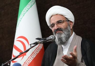 نماینده‌ی ولی فقیه در استان سمنان: در برنامه‌ریزی‌های فرهنگی به آثار ادبی توجه شود