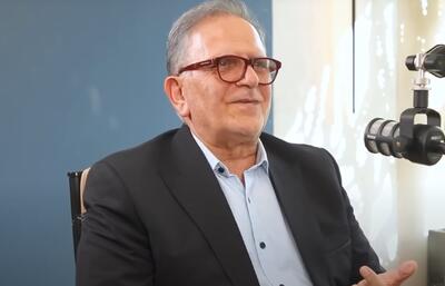 ویدیو / سیف، رئیس بانک مرکزی روحانی: از همان ابتدا تیم ظریف فقط مجوز مذاکره بر سر تحریم‌های هسته‌ای را داشت /  گاها وزارت خارجه در دولت می گفت که آمریکایی‌ها تمایل زیادی دارند که این مذاکرات جامع باشد