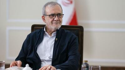 پزشکیان قهرمانی وزنه برداران کشورمان در رقابت‌های جهانی نروژ را تبریک گفت