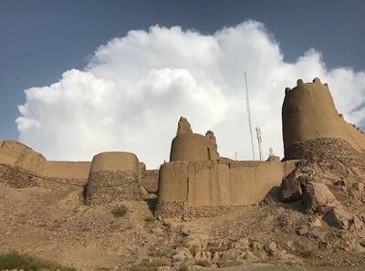 سرپرست میراث فرهنگی کرمان: مرمت قلعه تاریخی شهرستان کهنوج آغاز شد