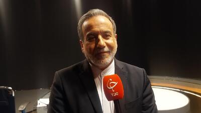 عراقچی: اگر تیم استقلال هم مراسم داشته باشد، در آن شرکت می‌کنم + فیلم - پارس فوتبال