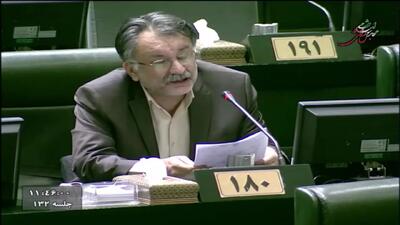 نماینده مردم سقز: 5 درصد از پول گندمکاران را گروگان گرفته اند + فیلم