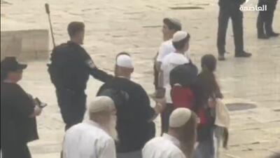 تشدید تنش‌ها در بیت‌المقدس با اقدام تحریک‌آمیز شهرک نشینان در مسجدالاقصی + فیلم