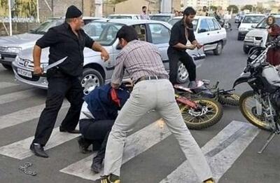 ماجرای حمله اراذل و اوباش به یک دانشجو در رشت