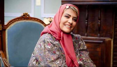 تیپ ساحلی رابعه اسکویی در کنار خلیج فارس