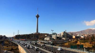 تصویر دیدنی از حال و هوای بارانی تهران در آبان سال 81