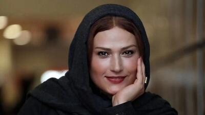 تاریخ وبگردی |  استایل خاص و جذاب لادن مصطفوی اکران خصوصی برف آخر