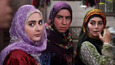 تصاویر تازه | عکس صهبا شرافتی و مهرنوش طوسی «رونی کلمن دایی و باوان» در اتاق گریم سریال نون خ