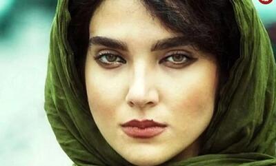 تاریخ وبگردی | تیپ و چهره سارا رسول‌زاده در 36 سالگی