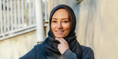 در ستایش استایل‌های سحر ولدبیگی؛ بانوی خوش‌انرژی و رنگارنگ سینمای ایران - چی بپوشم