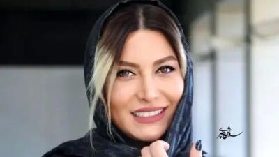 سلفی جذاب فریبا نادری با شال پلنگی پر زرق و برق +عکس