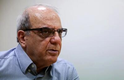 عباس عبدی: جناب آقای پزشکیان! این یک اشتباه عادی نیست، این یک دروغ نظام‌مند است
