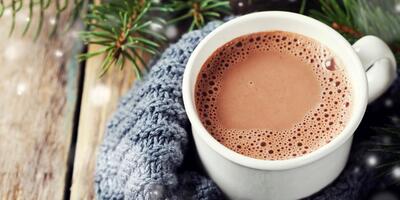 طرز تهیه چای شکلاتی داغ و خوشمزه مخصوص پاییز
