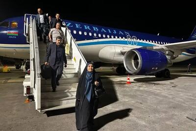 وزیر راه و شهرسازی وارد باکو شد