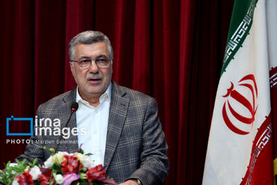 عذرخواهی وزیر بهداشت بابت رخداد نشست خبری معاونت وزارتخانه