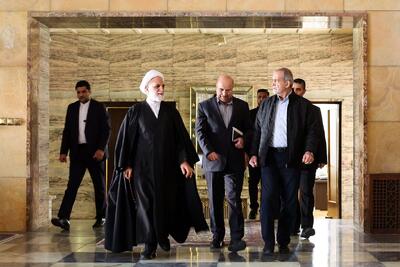 نشست مشترک سران قوا: بررسی چالش‌های اقتصادی و معیشتی کشور