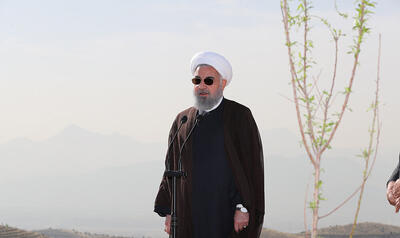 تاریخ علیه روحانی