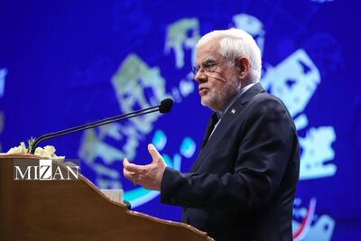 عارف: دولت حل مسئله بازار غیررسمی ارز را در دستور کار دارد/باید قانون اصناف با رویکرد‌های جدید بازنگری شود