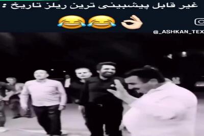 آواز شاد؛ ملت صف بستن منتظر آقاهه بیاد فک میکنی میخوان تقدیر کنن ولی حقیقت ته خنده اس