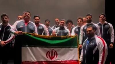 اجرای «ای ایران» پس از قهرمانی تیم ملی وزنه‌برداری