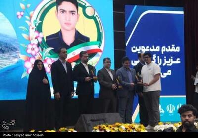 206 دانش‌آموز برتر کنکور سراسری استان بوشهر تجلیل شدند تصویر - تسنیم