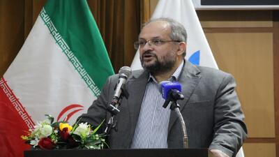 دانشگاهیان  سفیران زبان ادبیات فارسی باشند