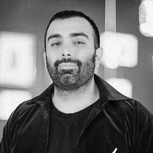  مسعود صادقلو: عصبی که میشم فحش اختراع می کنم و آروم میشم