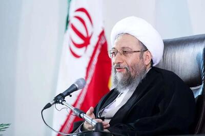 آملی‌لاریجانی: ترامپ درباره ایران هذیان می‌گوید