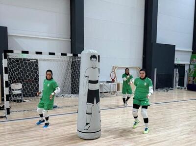  ملی‌پوشان فوتسال بانوان در روسیه استارت زدند