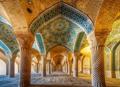 «مسجد وکیل» نگینی از زیبایی و باور در قلب شیراز - اکونیوز