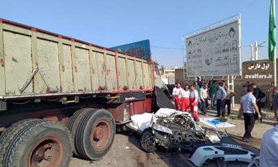 پلیس راه: فوت پنج نفر از کارکنان دانشگاه علوم پزشکی ‌فسا بر اثر تصادف