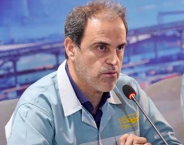  فولاد مبارکه در تولید برق خورشیدی چراغ اول در کشور را روشن کرد