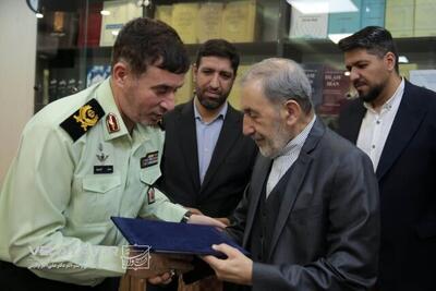  دیدار فرمانده حفاظت از شخصیت‌ها و دژبان فراجا با ولایتی