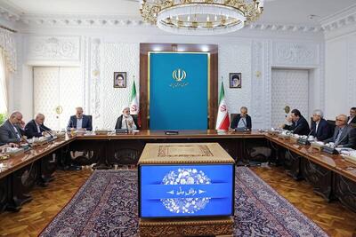 معیشت مردم از اولویت‌های حاکمیت و دولت است/ انتقاد رئیس قوه قضاییه از صدور بخشنامه‌های خلق‌الساعه