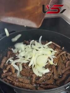خوراک گوشت و سبزیجات با سس + فیلم