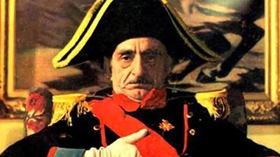 عکس‌های کمتر دیده شده از ناصر تقوایی در پشت صحنه سریال دایی‌ جان ناپلئون