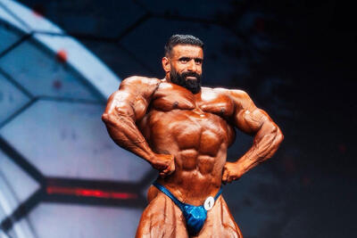  ساعت خاص و ۲۰۰۰ هزار دلاری هادی چوپان در حاشیه مستر المپیا ۲۰۲۵ / عکس