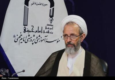حوزویان باید به منشور « حوزه سرآمد و پیشرو » به عنوان موهبتی الهی بنگرند - تسنیم